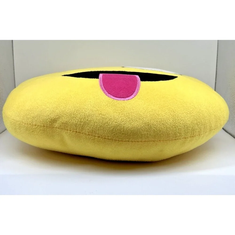 Unbranded yellow emoji
